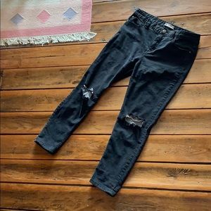 Free people black skinny boyfriend jeans distress